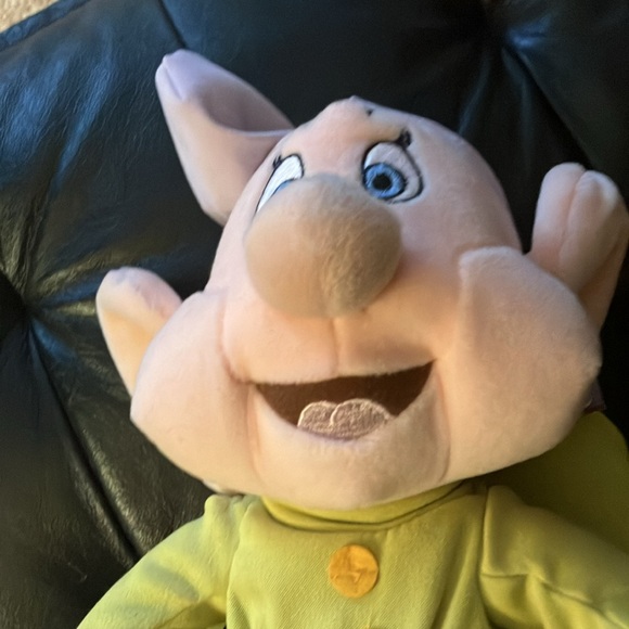 Vintage Disney Stuffed doll Dopey. - Picture 4 of 6
